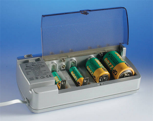 Recharging Unit to Suit AA and 9V Batteries